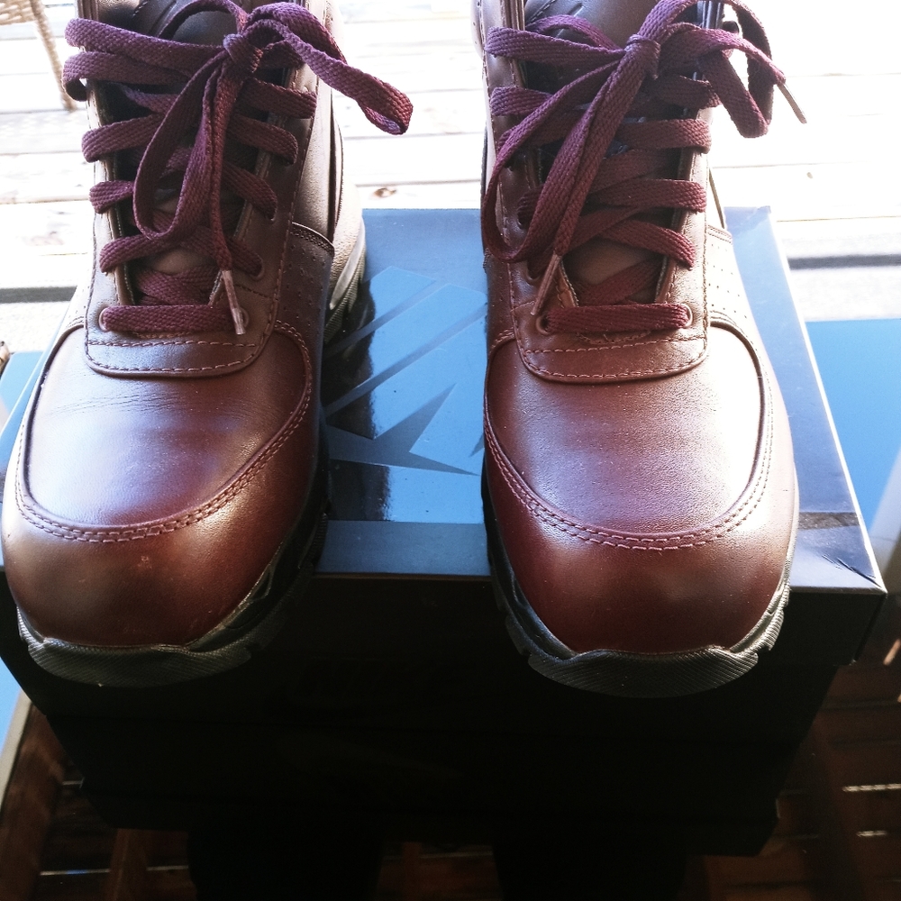 Nike ACG All Track